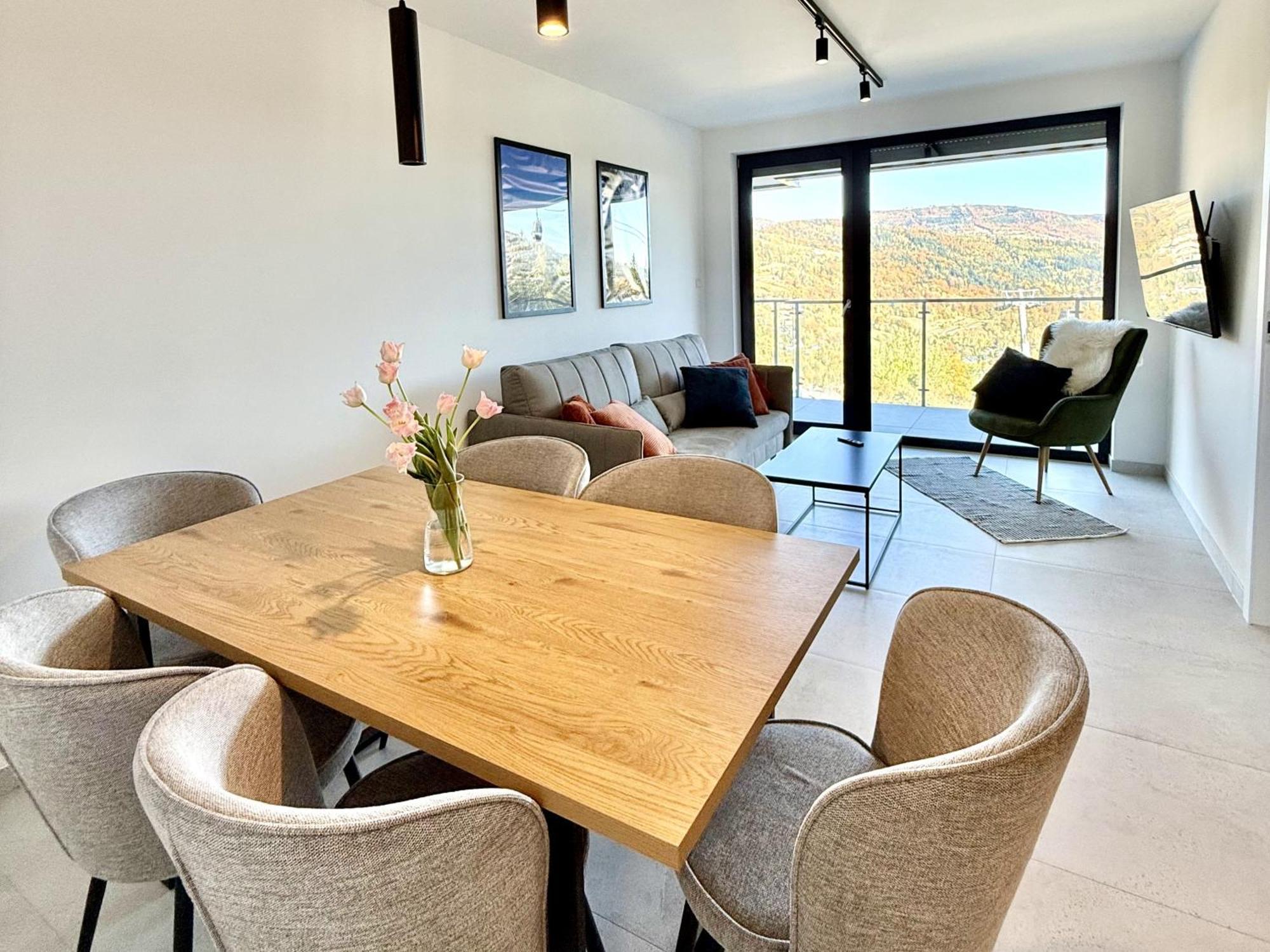 Owysoko - Apartamenty Z Widokiem 200 M Od Tras Szczyrk Mountain Resort Eksteriør billede